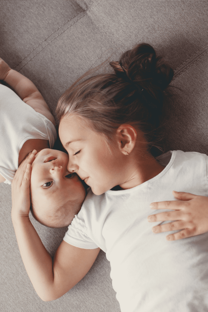 Cosleeping in a family room prevents jealousy towards the new baby